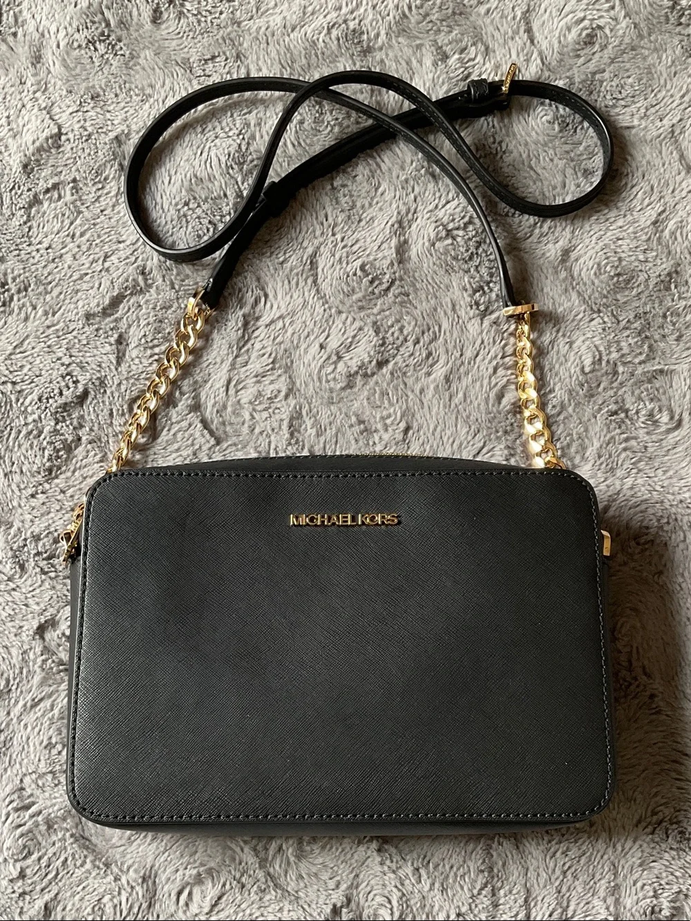 MICHAEL KORS Black Saffiano Leather Shoulder Bag with Gold Hardware